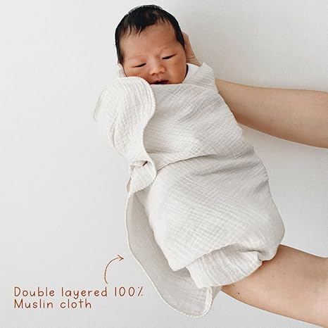 Gubbachhi- Rattle with Cream Swaddle Gift Set - Aaram Parents