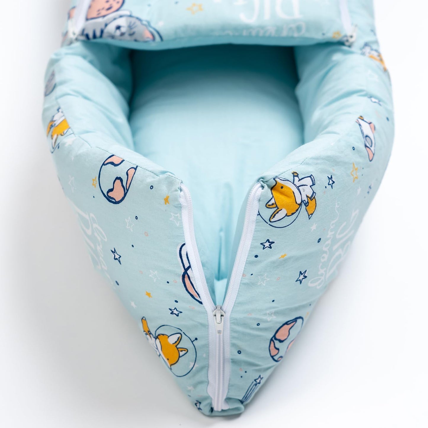 Haus & Kinder 3 in 1 Baby Sleeping Bag & Carry Nest