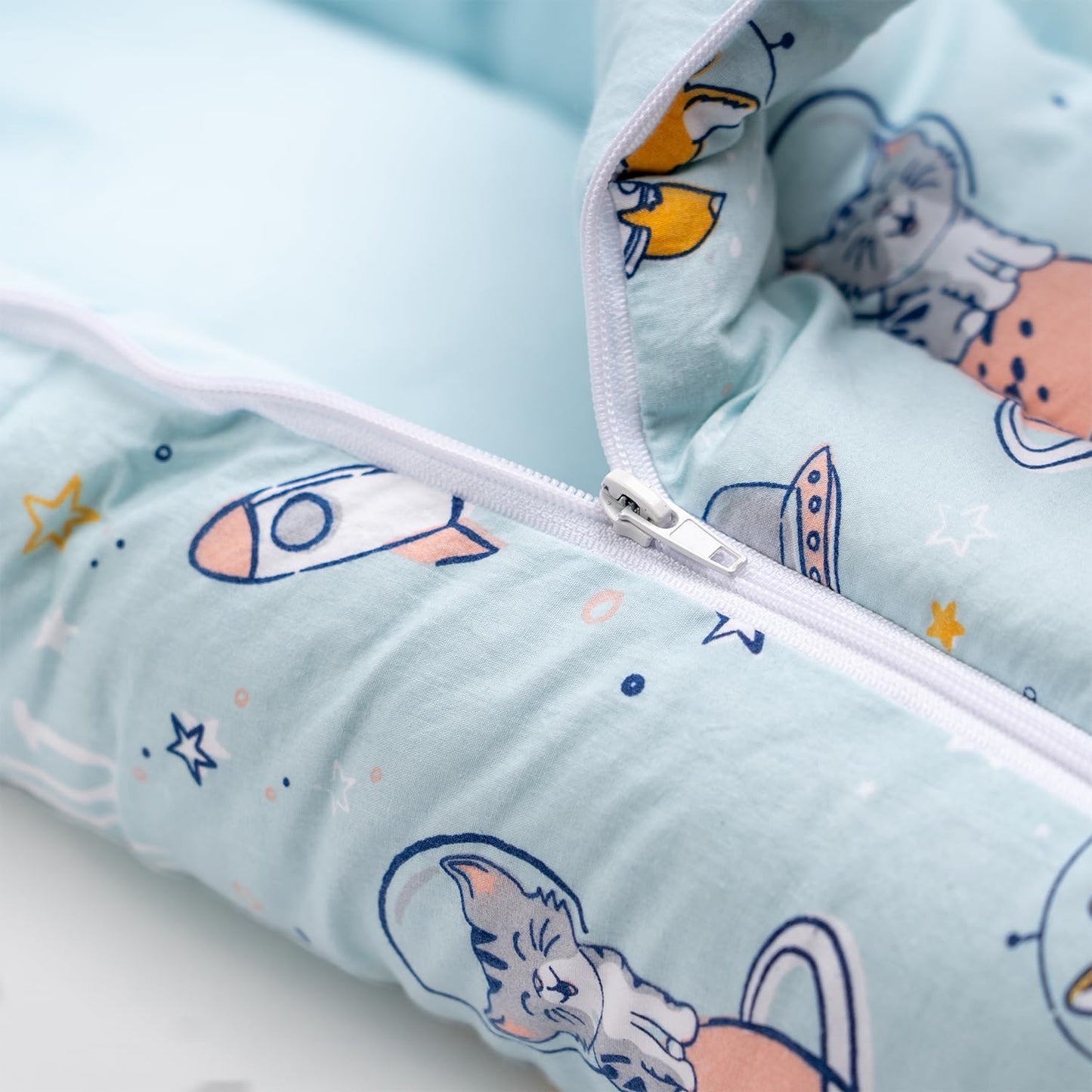 Haus & Kinder 3 in 1 Baby Sleeping Bag & Carry Nest
