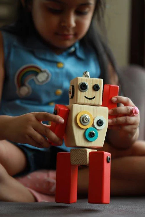 Bombay Toy Co - Wooden Robot STEM Toy - Ollie