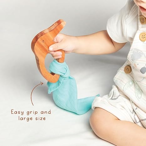 Gubbachhi Neem Wood Teethers with 100% Muslin Cloth - Aaram Parents