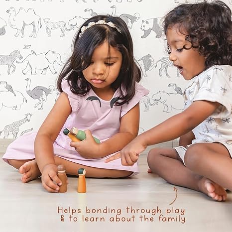 Gubbachhi Kutumba Wooden Peg Dolls - 8 Pieces - Aaram Parents