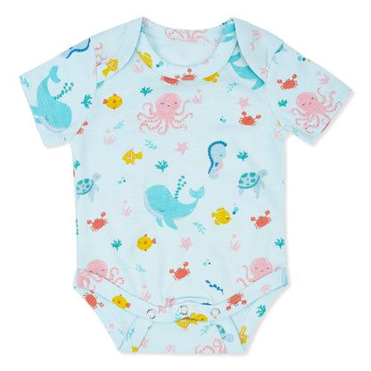 Haus and Kinder Baby Gift Set - Pack of 5 (Bundle With Onesie, Bib, Cap, Mittens & Booties) 2 Variants